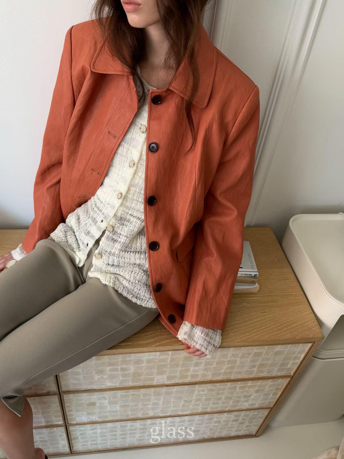 排扣中長版皮革外套